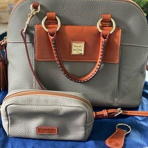 Beautiful Dooney & Bourke Bag with accessories.